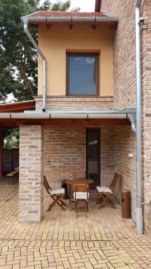 Gyulai-Fuerdo-Apartman Ii. Exterior photo